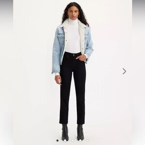 NWT Levi's 724 High Rise Slim Straight Cropped Women's Jeans